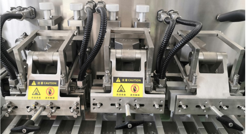 &Ccedil;ift ısıyla yapıştırma istasyonları, tek seferlik soğutma ve kapatma, torba şeklini daha m&uuml;kemmel hale getirir