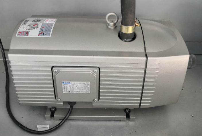 Alman Beck vakum pompası istikrarlı, y&uuml;ksek g&uuml;&ccedil;l&uuml; vakum sağlar