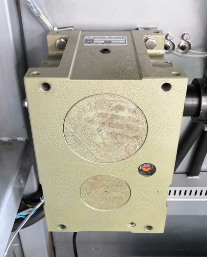 Y&uuml;ksek torklu kam b&ouml;l&uuml;c&uuml;, &ccedil;ekiş salınım kolunun istikrarlı hareketini sağlar